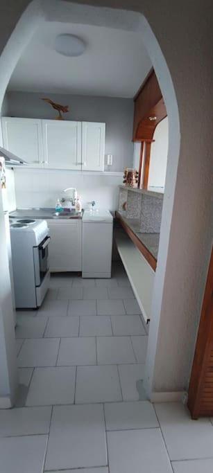 Sea View Flora Apartment Бургас Екстериор снимка